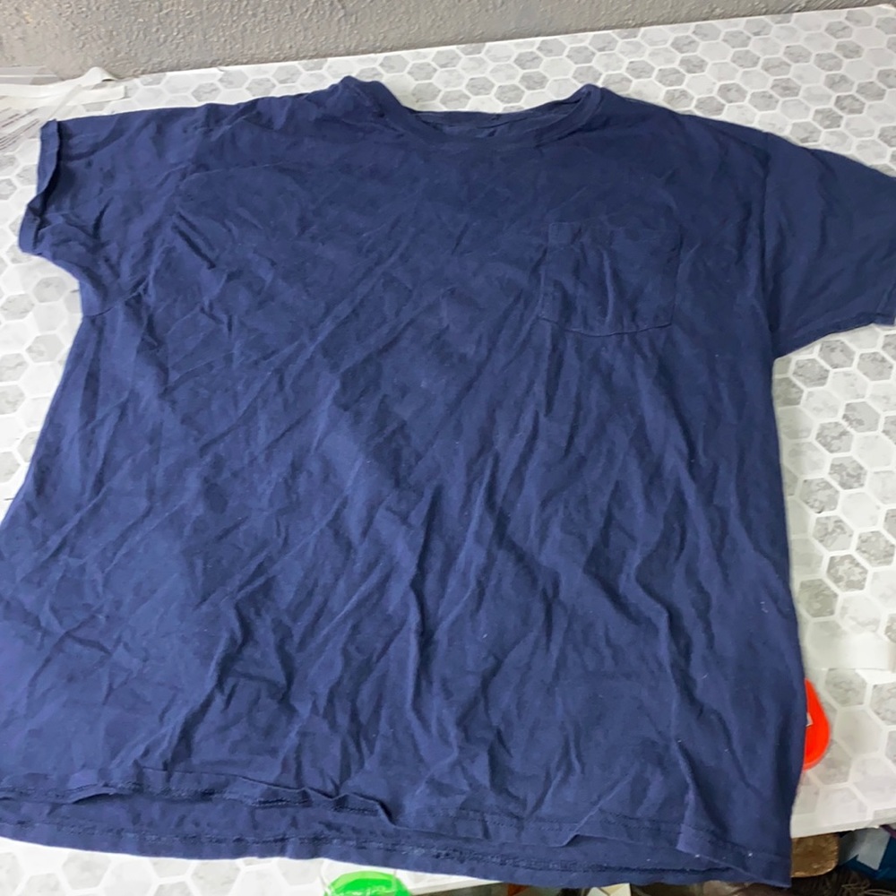 Medium Navy Blue Short Sleeve Pocket T